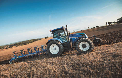 New Holland Agriculture papildina T6 traktoru klāstu ar unikālo sešcilindru modeli T6.160 Dynamic Command