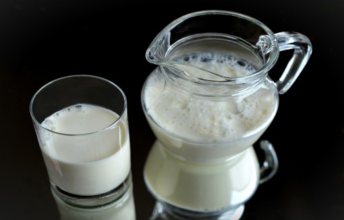 Opozīcijas deputāti rosina PVN samazināto 5% likmi piemērot pienam, maizei un svaigai gaļai
