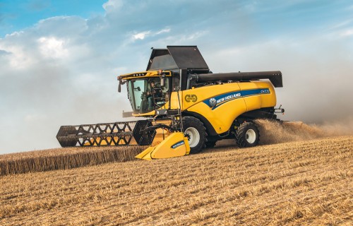 NEW HOLLAND AGRICULTURE jaunā kombainu sērija  CH CROSSOVER HARVESTING