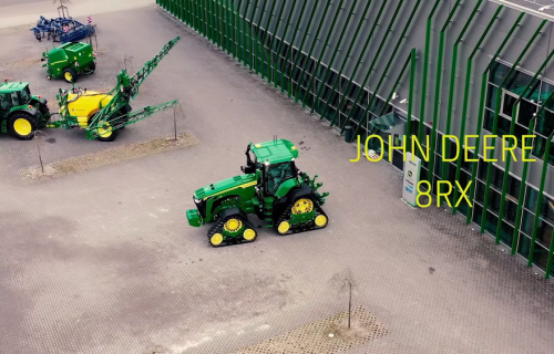 Pirmais John Deere 8RX Latvijā dodas pie saviem saimniekiem!